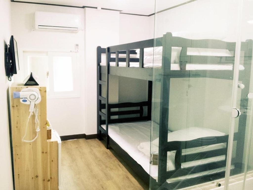 24 Guesthouse Sinchon Hongdae 서울특별시 외부 사진